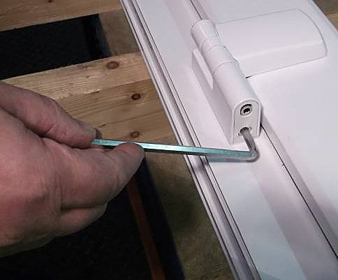 Height — 5 mm hex key